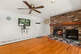53 Eleanor St, Dartmouth, MA 02747 - Photo 7