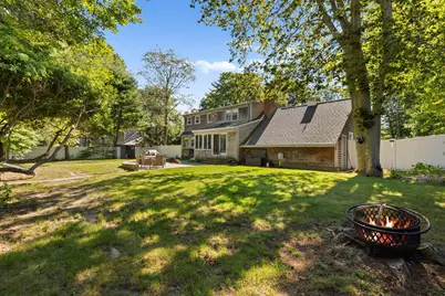 53 Eleanor St, Dartmouth, MA 02747 - Photo 33