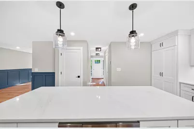 305 Ridge Street, Arlington, MA 02474 - Photo 9