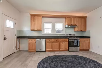 38 Davis St, Quincy, MA 02170 - Photo 5
