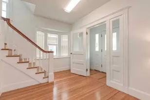 38 Davis St, Quincy, MA 02170 - Photo 9