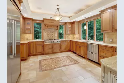 66 Poquanticut Ave, Easton, MA 02356 - Photo 7