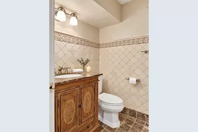 66 Poquanticut Ave, Easton, MA 02356 - Photo 33