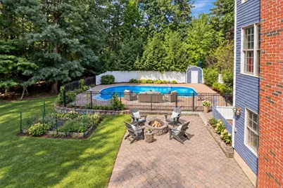66 Poquanticut Ave, Easton, MA 02356 - Photo 3
