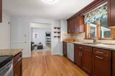 46 Norwich Circle, Medford, MA 02155 - Photo 7