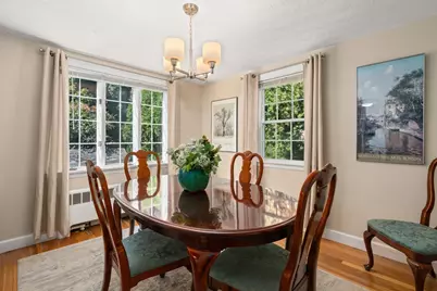 46 Norwich Circle, Medford, MA 02155 - Photo 5