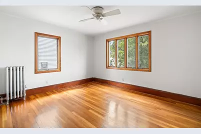94 Hibbert St, Arlington, MA 02476 - Photo 27