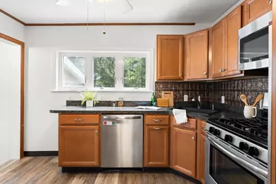 94 Hibbert St, Arlington, MA 02476 - Photo 17