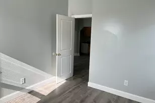 233 Division St, Fall River, MA 02720 - Photo 13