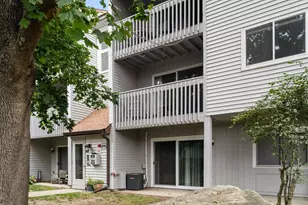 1408 Franklin Crossing Rd, Franklin, MA 02038 - Photo 1
