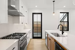 27 Shepard, Boston, MA 02135 - Photo 13