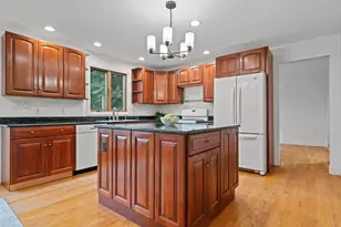 119 Winn St, Woburn, MA 01801 - Photo 13