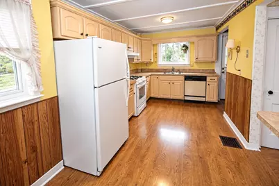 13 Fremont Place, Lynn, MA 01902 - Photo 5