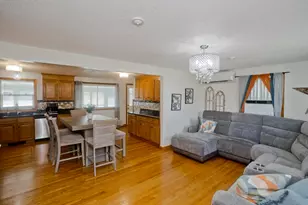 115 Blanchwood Ave, Chicopee, MA 01013 - Photo 7