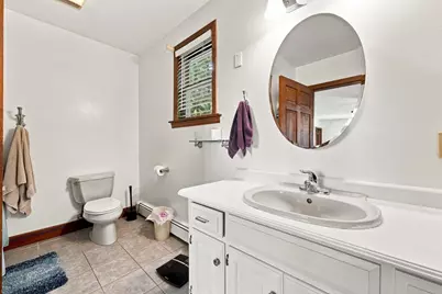 8 Bayberry Ln, Millbury, MA 01527 - Photo 19