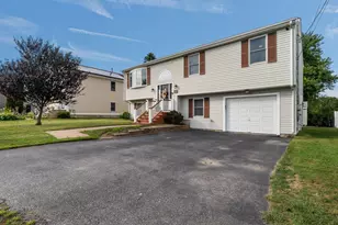52 Family Dr, Fall River, MA 02721 - Photo 3