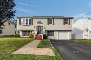 52 Family Dr, Fall River, MA 02721 - Photo 1