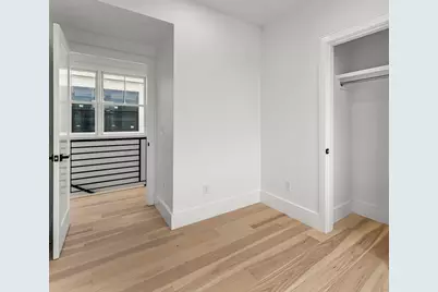 327 Alewife Brook Pkwy #B, Somerville, MA 02144 - Photo 27