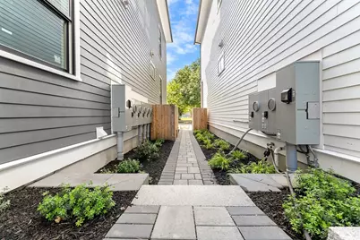 327 Alewife Brook Pkwy #B, Somerville, MA 02144 - Photo 41