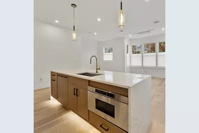 327 Alewife Brook Pkwy #B, Somerville, MA 02144 - Photo 11