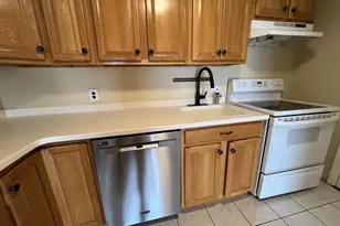 36 Bellvista Rd, Boston, MA 02135 - Photo 11