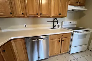 36 Bellvista Rd, Boston, MA 02135 - Photo 9