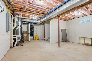 20 Plain St, Boston, MA 02122 - Photo 27