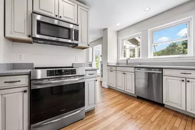106 Paul Revere Rd, Arlington, MA 02476 - Photo 11