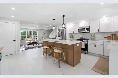 19 Linwood Dr, Wilbraham, MA 01095 - Photo 3