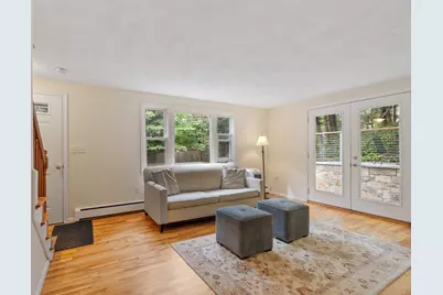 95 Pine St #A, Manchester by the Sea, MA 01944 - Photo 5