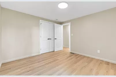 110 Mountain View St, South Hadley, MA 01075 - Photo 25