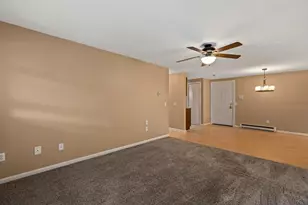 106 Heritage Dr, Northbridge, MA 01588 - Photo 5