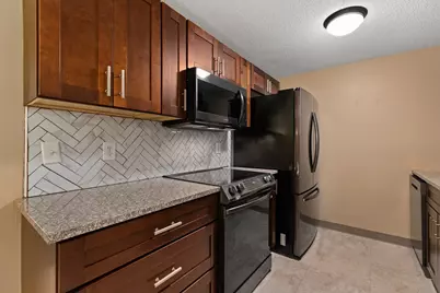 106 Heritage Dr #106, Northbridge, MA 01588 - Photo 7