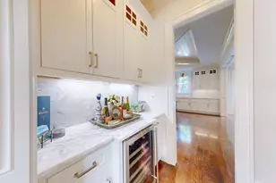 370 Grove St, Needham, MA 02492 - Photo 9