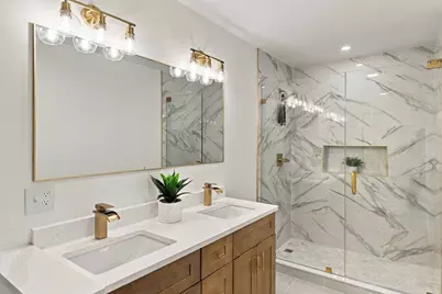 38 Elmwood St #4, Salisbury, MA 01952 - Photo 13