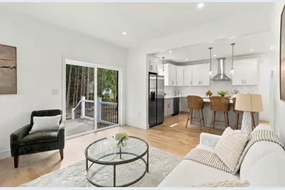 38 Elmwood St #4, Salisbury, MA 01952 - Photo 9