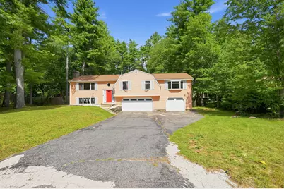 7 Balsam Dr, Townsend, MA 01469 - Photo 1