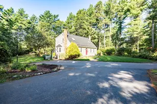 133 Walnut Plain Rd, Rochester, MA 02770 - Photo 3