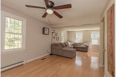 133 Walnut Plain Rd, Rochester, MA 02770 - Photo 15
