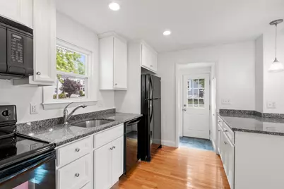 45 Holbrook Rd, Weymouth, MA 02191 - Photo 11