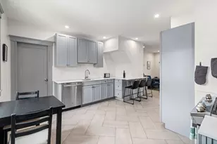 588 Gallivan Blvd, Boston, MA 02124 - Photo 27