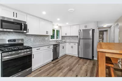 114 Lewis Ave, Walpole, MA 02081 - Photo 5