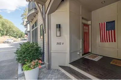 582R Hale #1, Beverly, MA 01915 - Photo 3