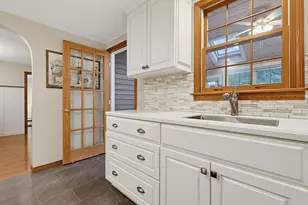 245 Albee Rd, Uxbridge, MA 01569 - Photo 13