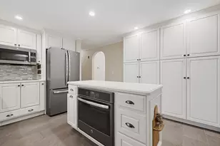 245 Albee Rd, Uxbridge, MA 01569 - Photo 11