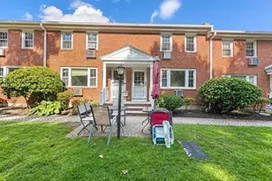 60 Lake St, Winchester, MA 01890 - Photo 27
