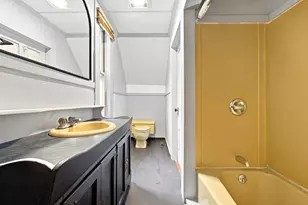 1307 Millbury St, Worcester, MA 01607 - Photo 29
