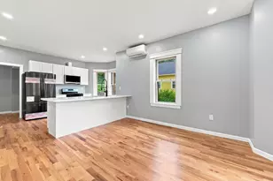 1307 Millbury St, Worcester, MA 01607 - Photo 9