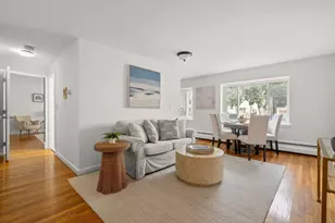 133 Beaconsfield Rd, Brookline, MA 02445 - Photo 7