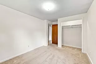 36 Silver Lake Dr, Agawam, MA 01001 - Photo 23